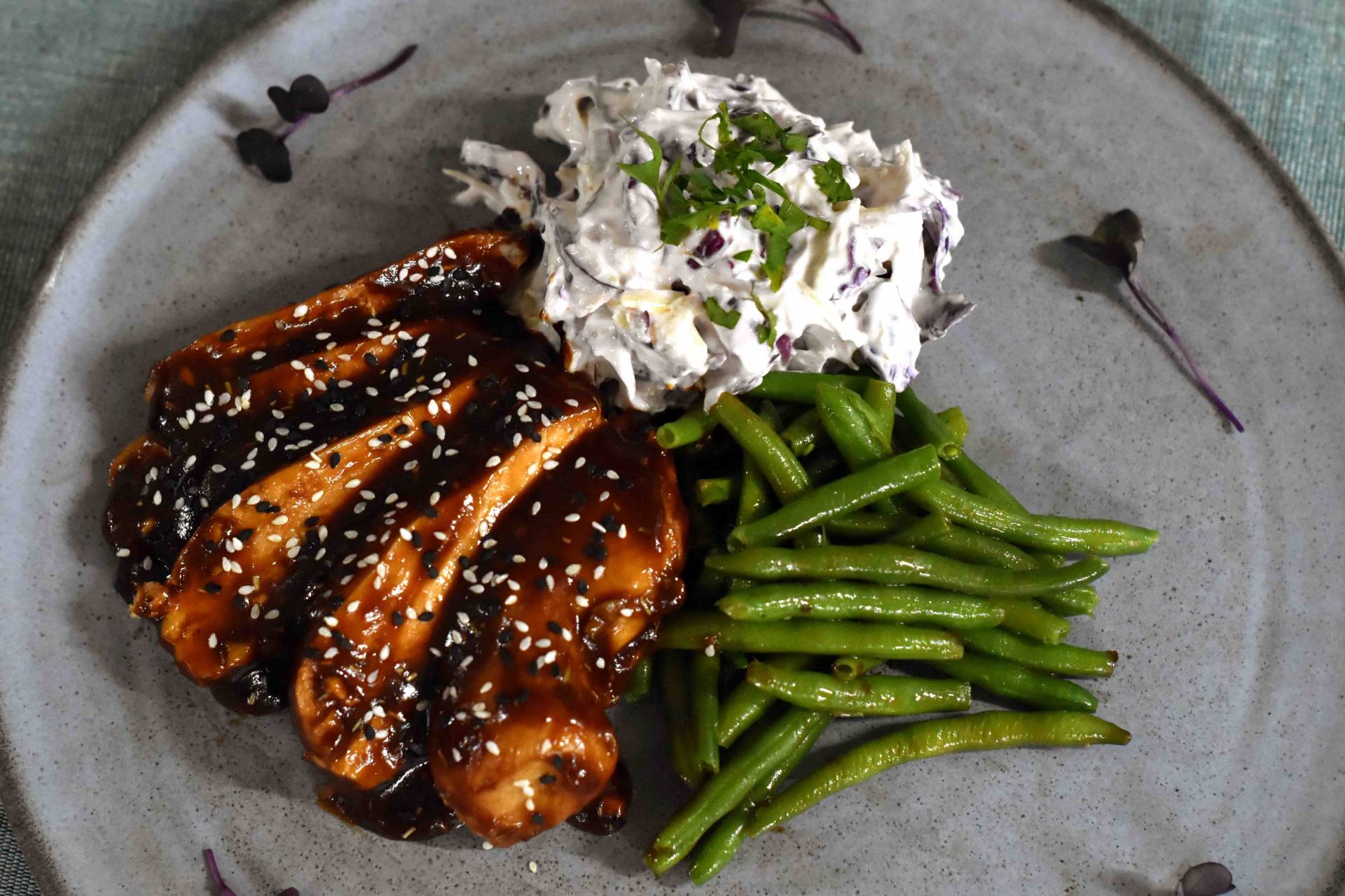 MM 122 - BBQ CHICKEN w/ Green Beans & Coleslaw