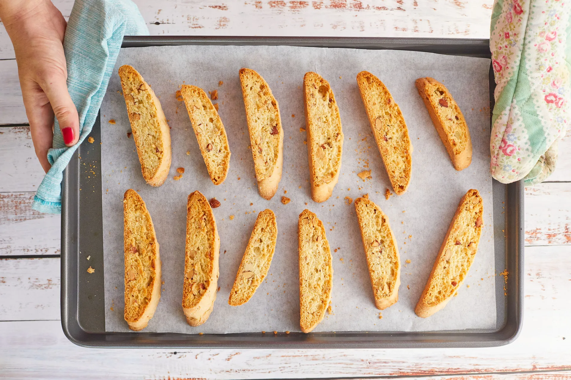 ALMOND BISCOTTI