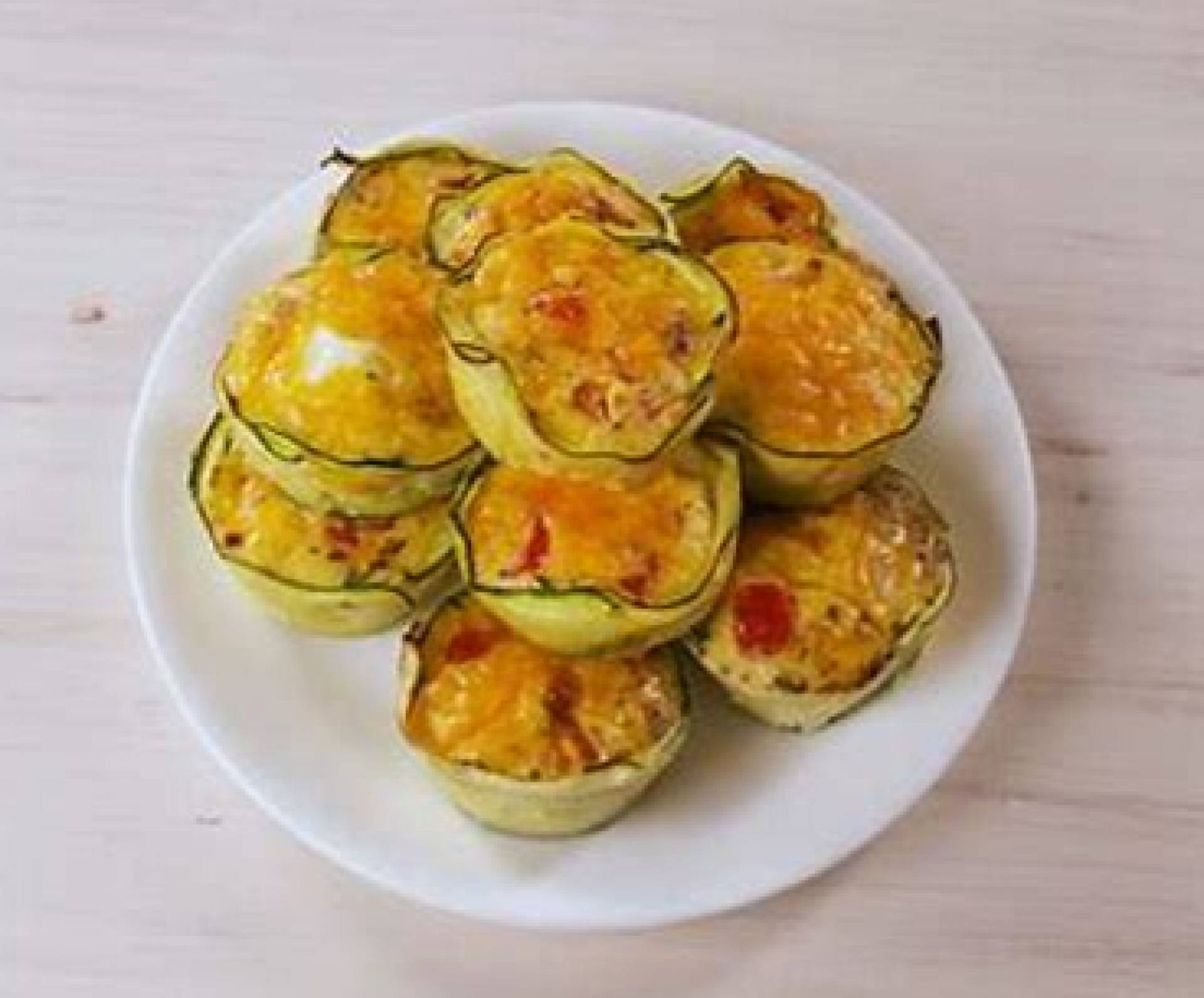 SV 162 - ZUCCHINI AND HAM EGG CUPS