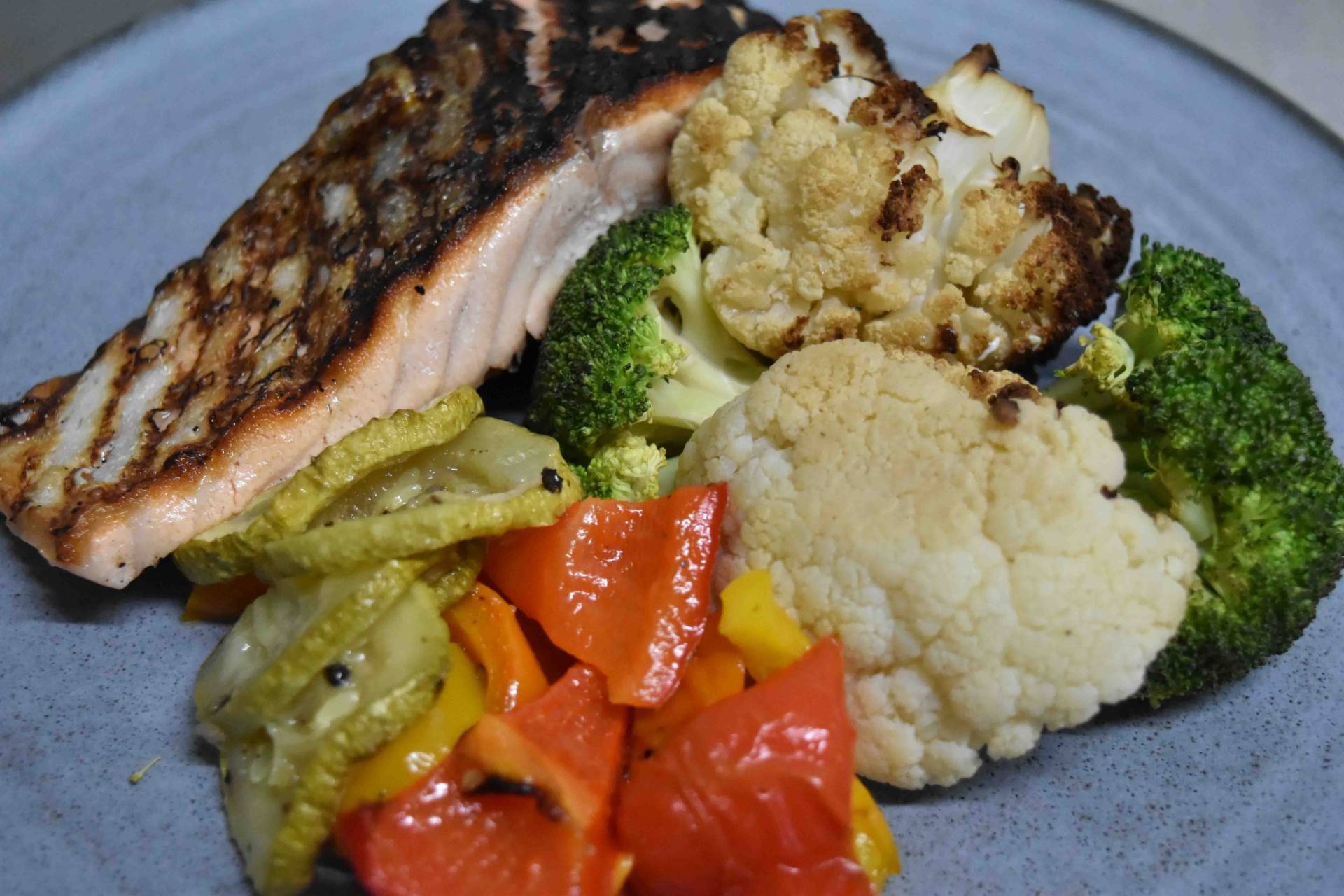 MP 307 - JERK SALMON w/ Griddled vegetables