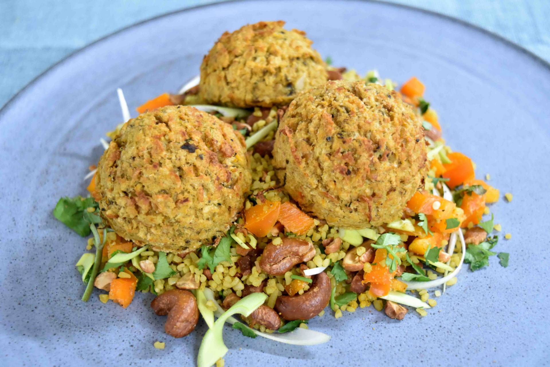 MV 451 - FALAFEL BOWL w/ BULGUR WHEAT