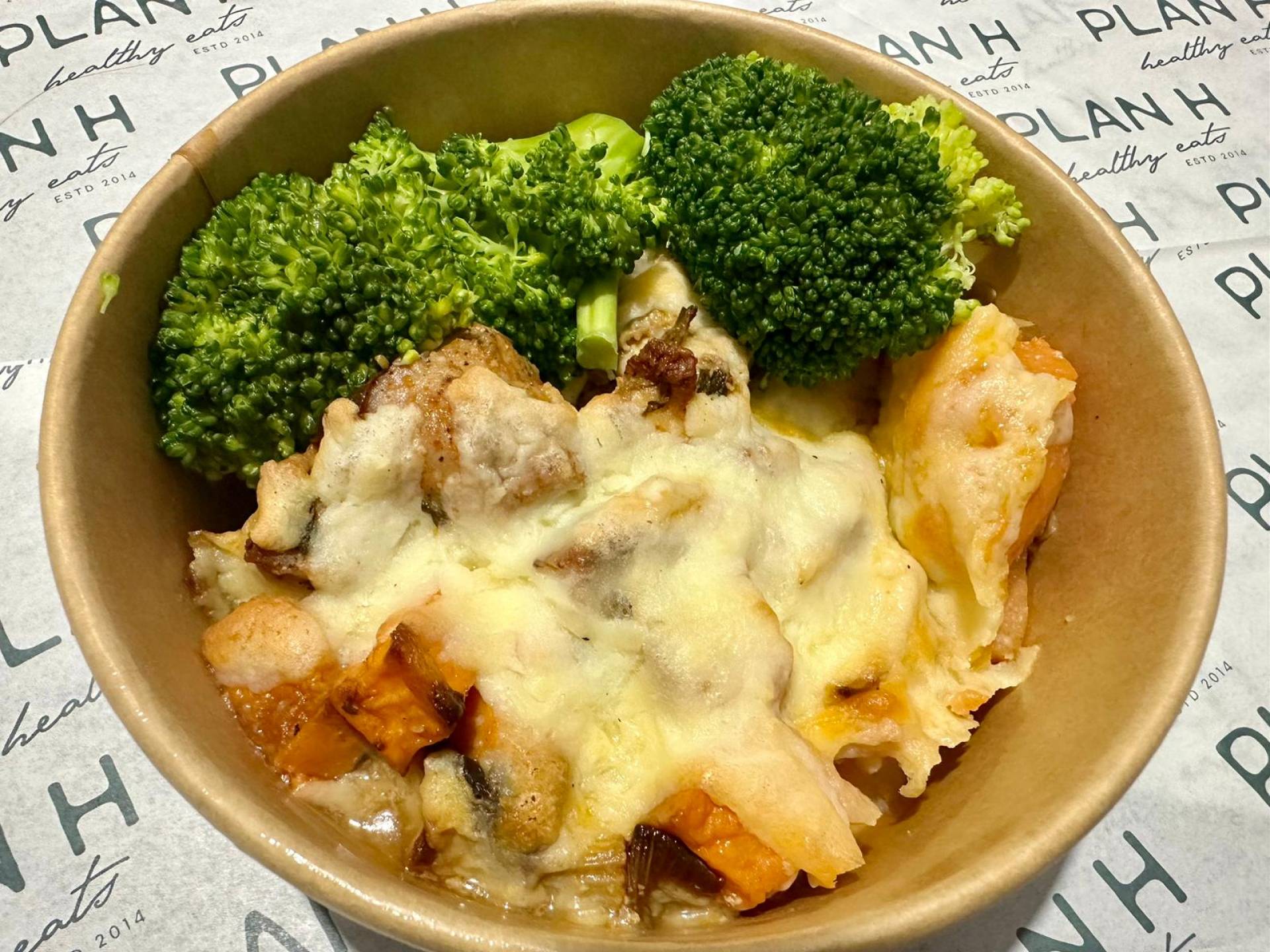 MM  695 - CHEESY CHICKEN & VEGETEBLE TRAYBAKE