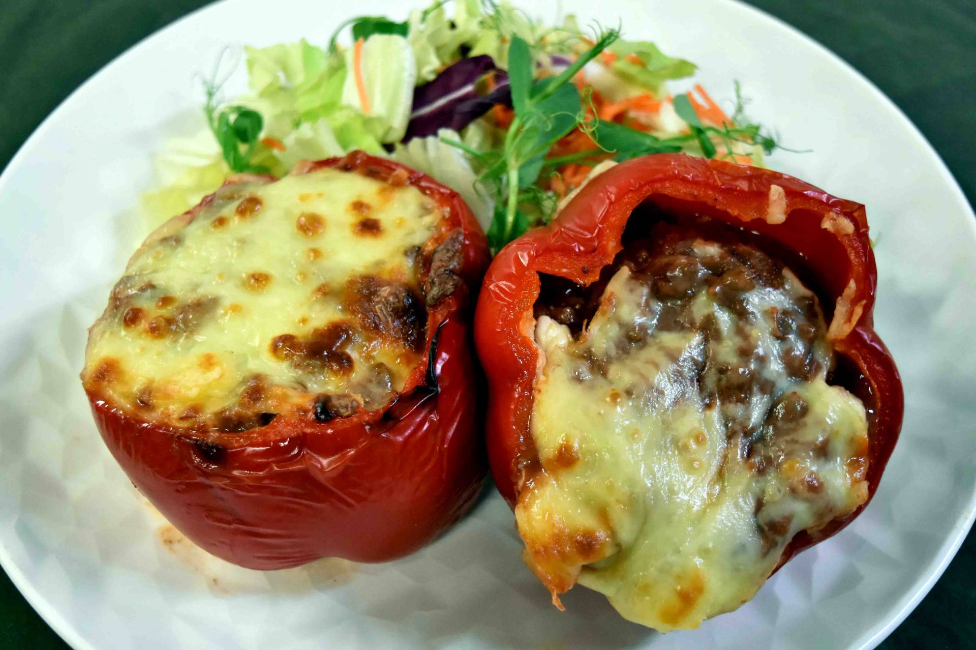 MM 733 - KETO BEEF STUFFED PEPPER