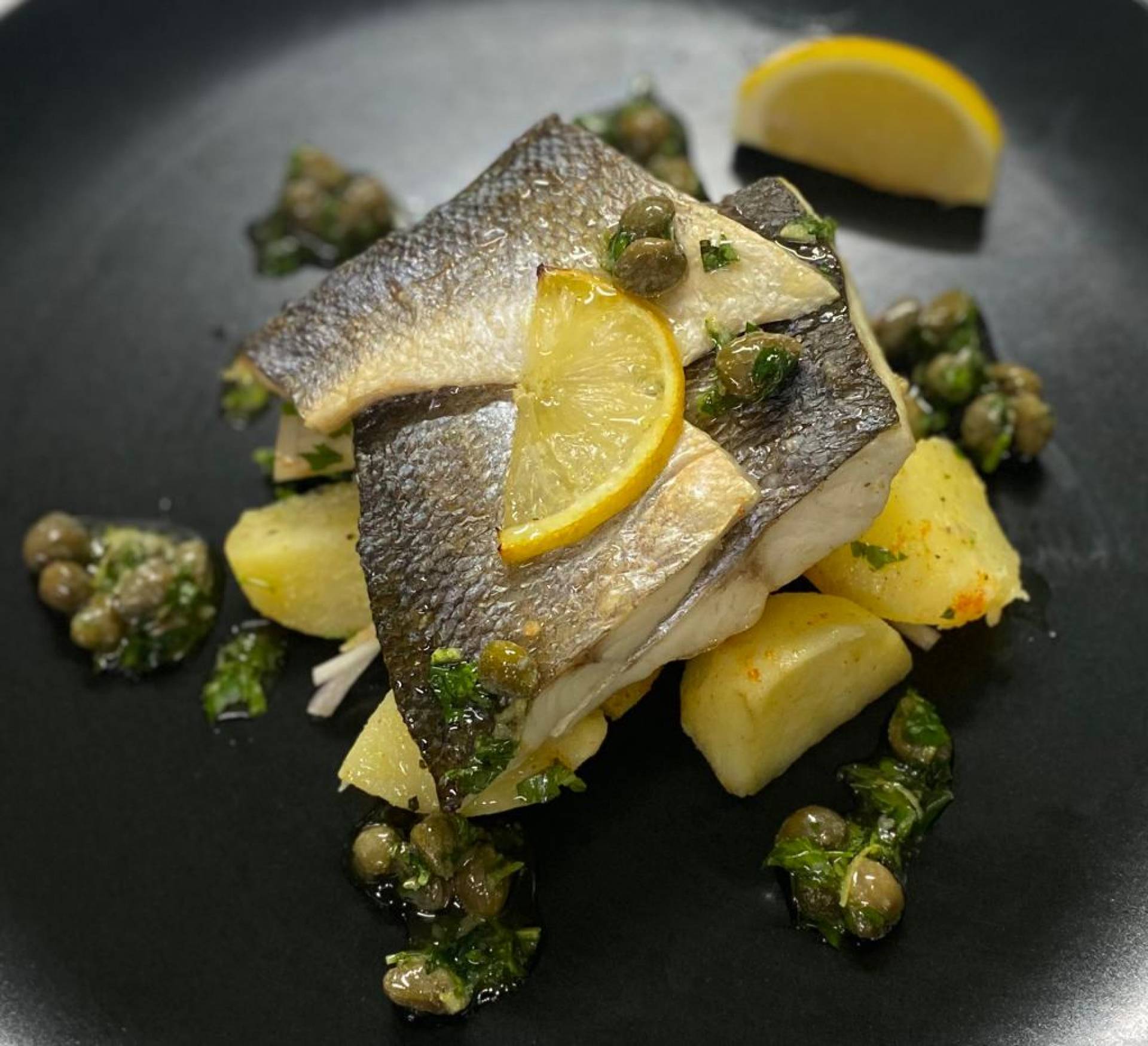 MP 829 - SEA BASS w/ Potato Salad